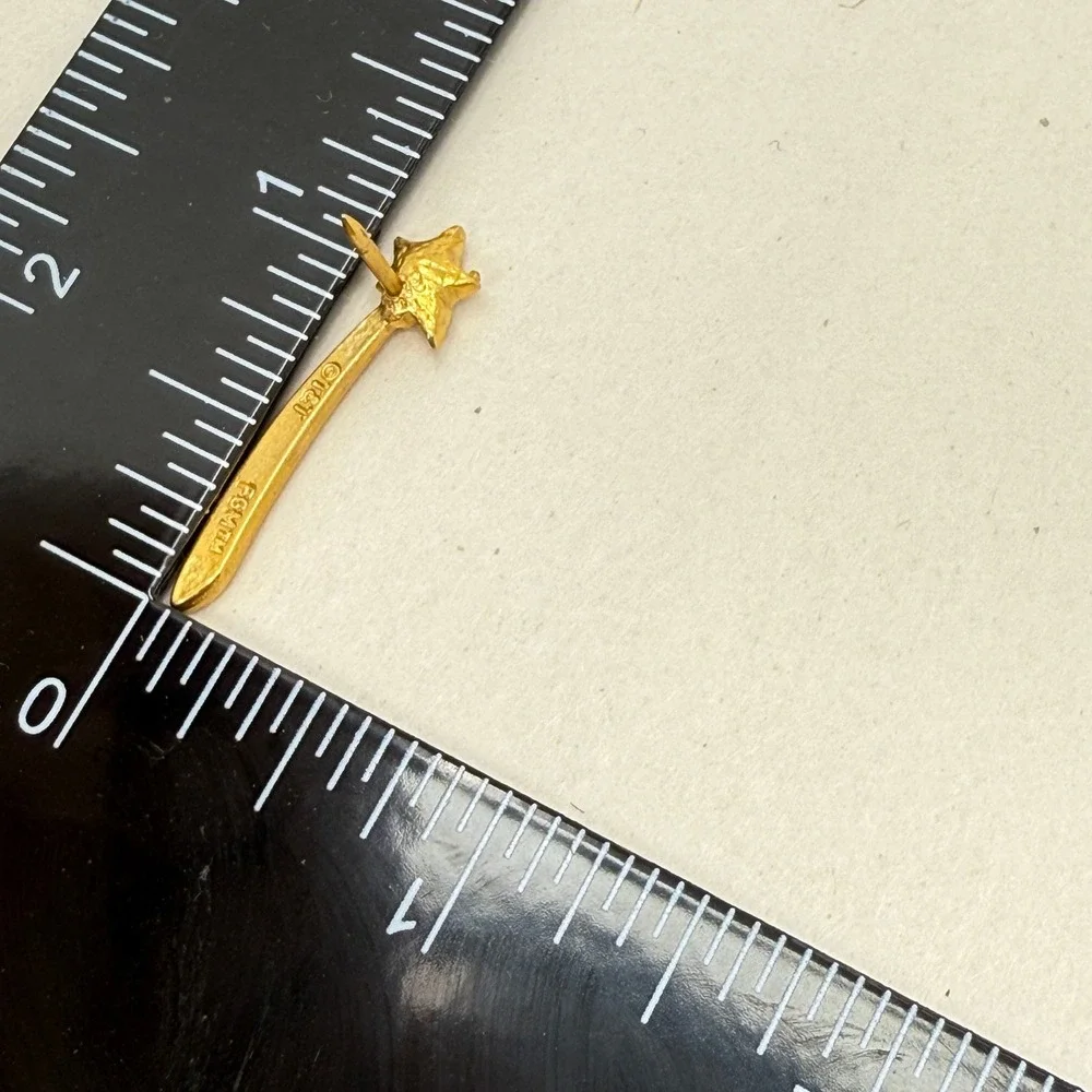 Set of 12 Shooting Star Crystal Lapel Pins Tie‎ Tacks Treasures & Trinkets